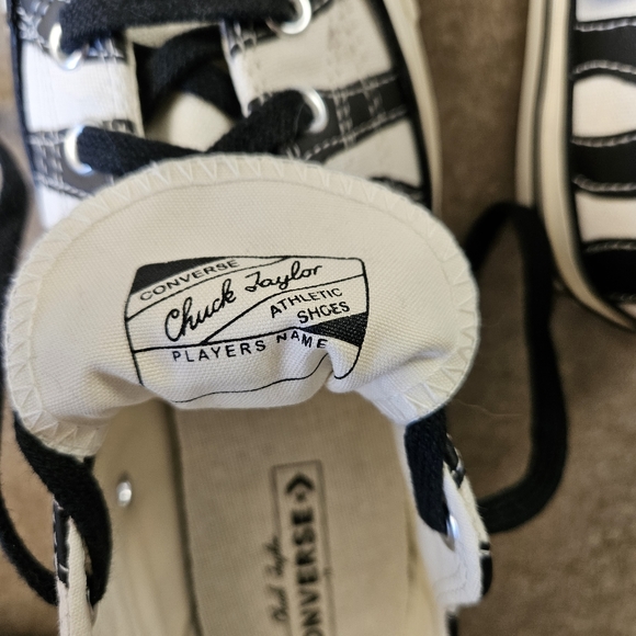 Converse Low Top Chuck Taylor All Star Black and White Stripes Women's Size 9.5 - Picture 4 of 10